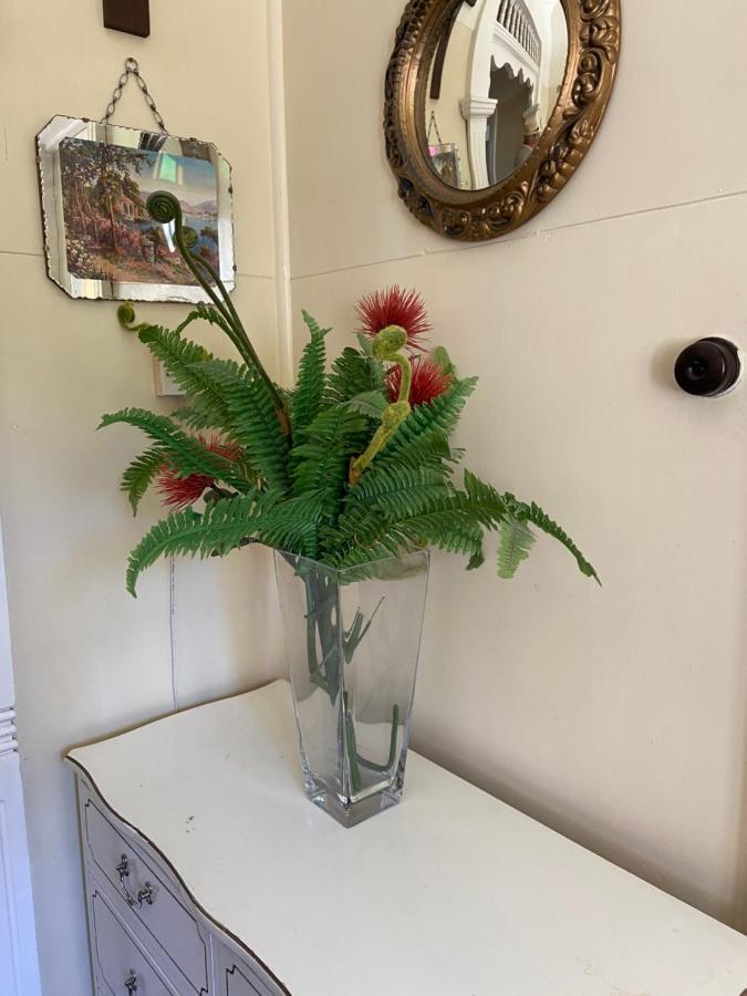 Alfresco Eatery And Historic Villas Reefton Bagian luar foto